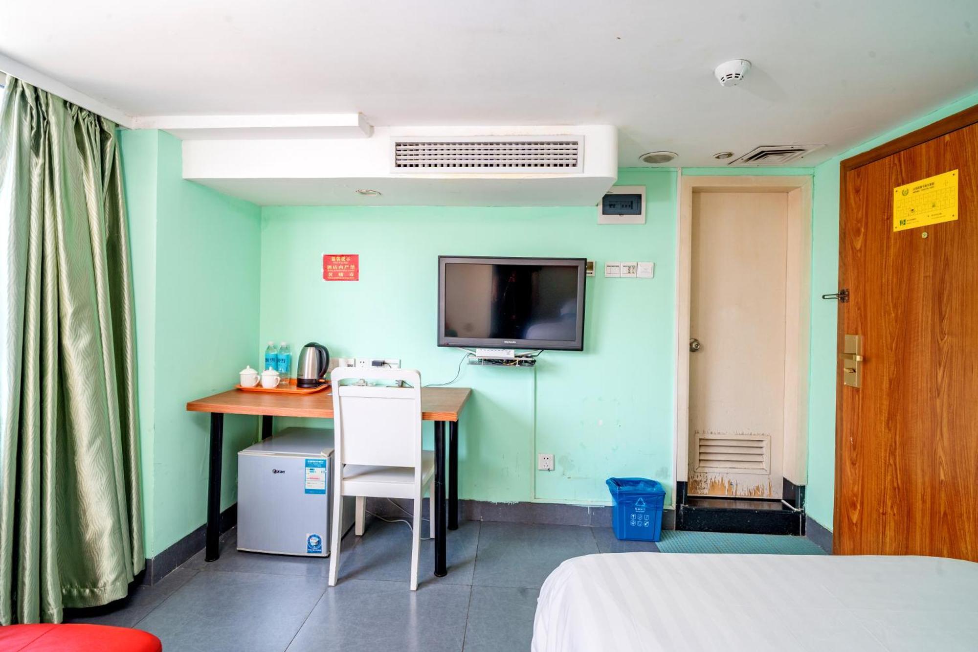 Ln Whitehouse Hotel Canton Esterno foto