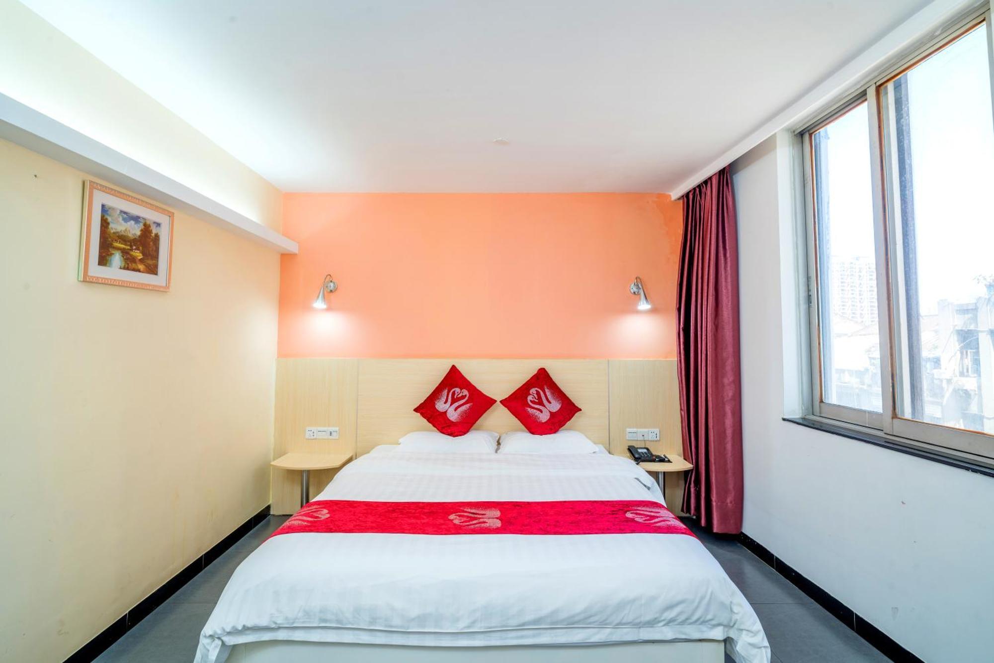 Ln Whitehouse Hotel Canton Esterno foto